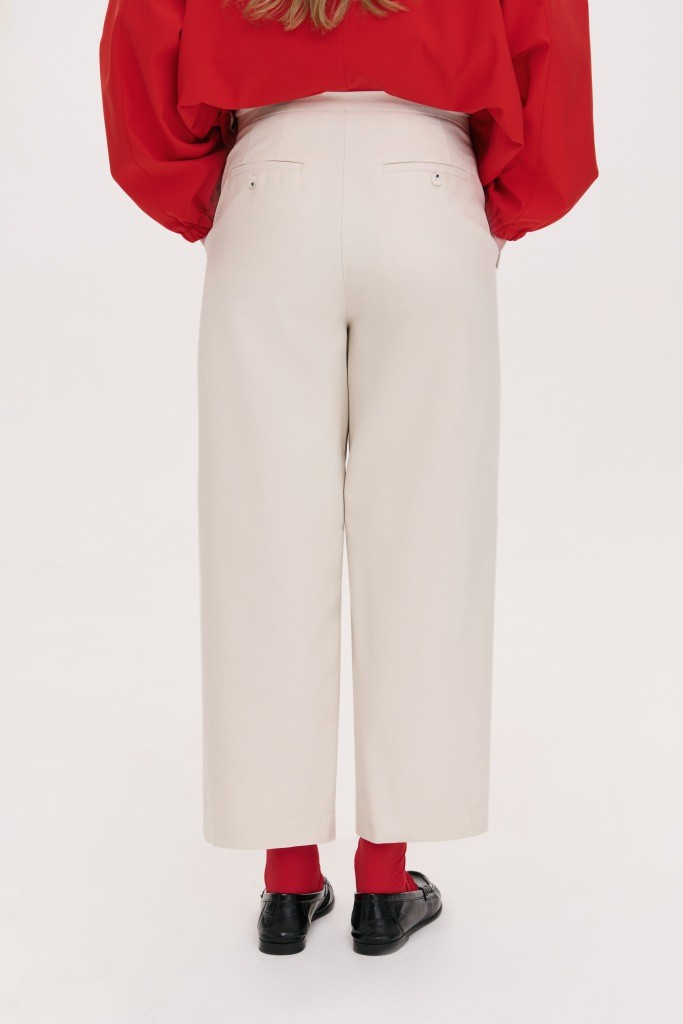 УКОРОЧЕНІ ШТАНИ ОБʼЄМНОГО СИЛУЕТУ  1277 зображення 3